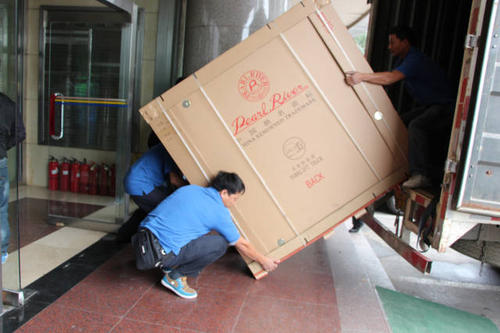 千山钢琴贵重工艺品无忧运